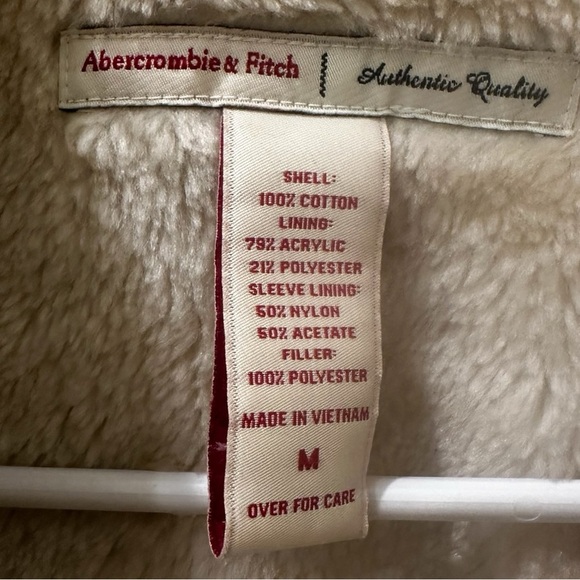 Women's Abercrombie Tan Faux Fur Collar Jacket Size Medium - Picture 5 of 5